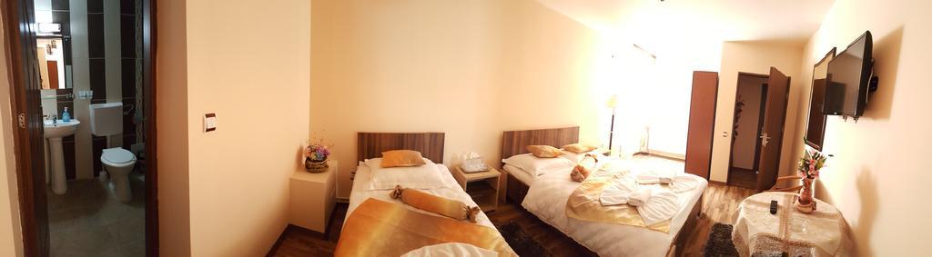Hotel Casa Alex à Târgu Jiu Chambre photo