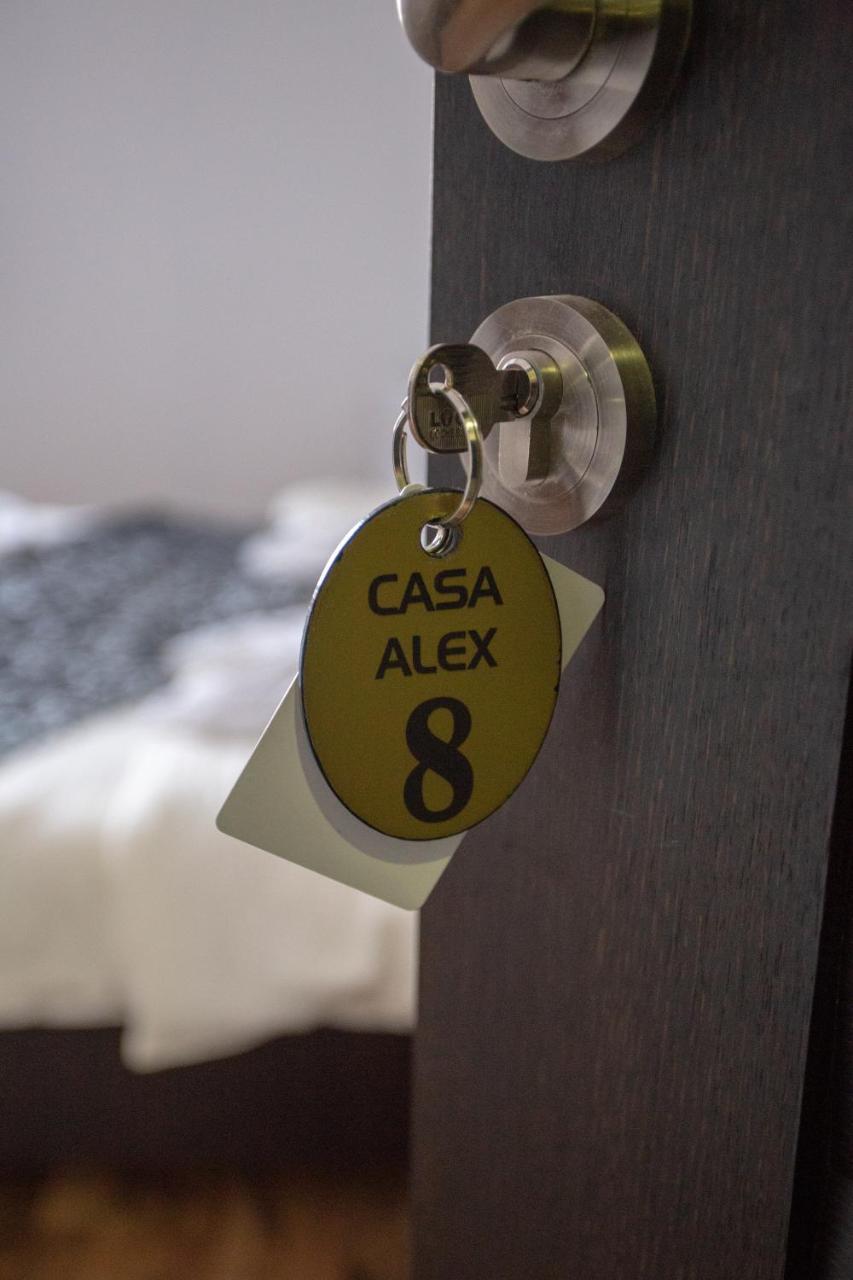 Hotel Casa Alex à Târgu Jiu Extérieur photo